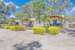 gallery cabin riverview16 300x200